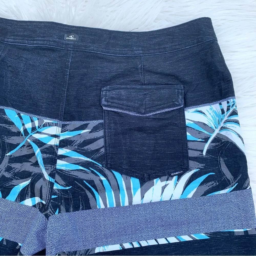 O’NEILL HyperFreak Men’s Tropical Black Swim Board Shorts Size 36
